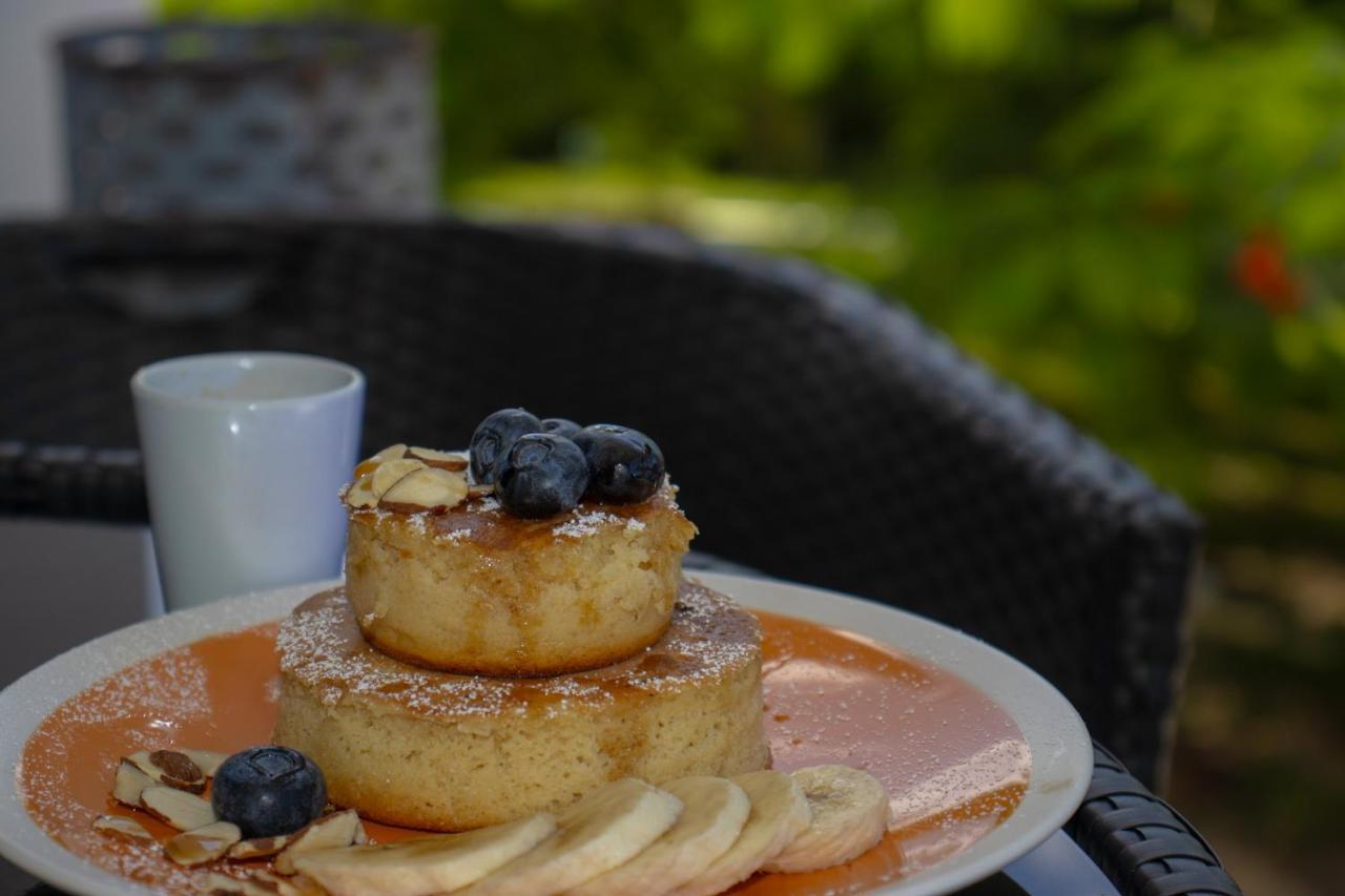 The Serene House Bed & Breakfast Luquillo Esterno foto